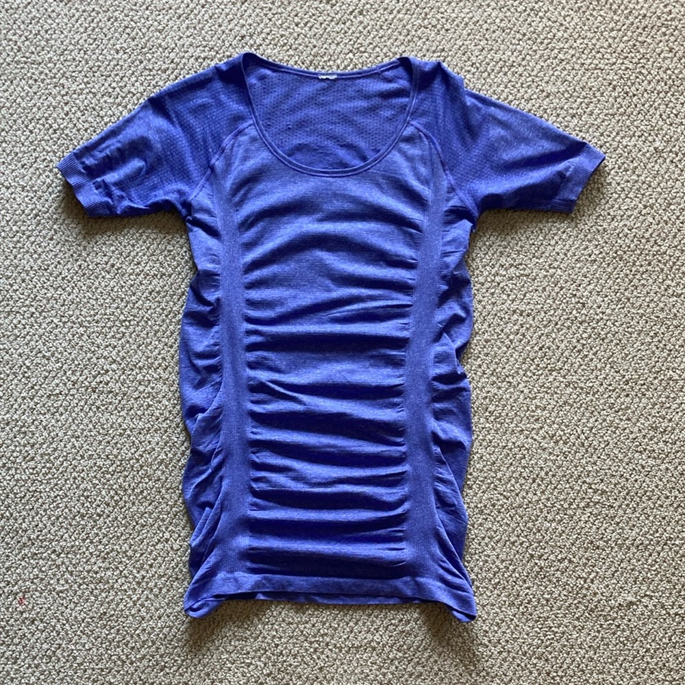 Calia By Carrie Underwood Short Sleeve Ruched Workout Crewneck Shirt Top Small